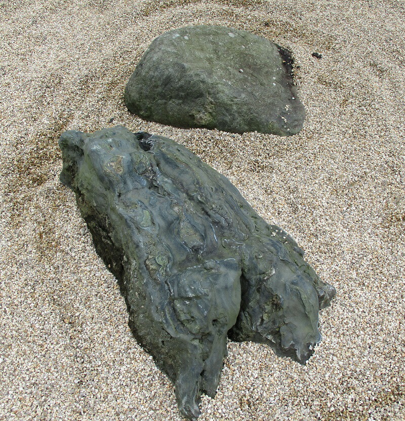 ガーデニング資材 造園資材 農業資材 お庭造り エクステリア 玄関廻り 国産 日本産 愛媛県産 その他 伊予青石 自然石 庭石 景石 2石組 坪庭 和風 インテリア 花壇 飾り石 縁側 簡単設置 下場平切 石の里 Sin ガーデニング資材 造園資材 農業資材 お庭造り エクステリア 玄関廻り 国産 日本産 愛媛県産 その他 伊予青石 自然石 庭石 景石 2石組 坪庭 和風 インテリア 花壇 飾り石 縁側 簡単設置 下場平切 石の里 Sin