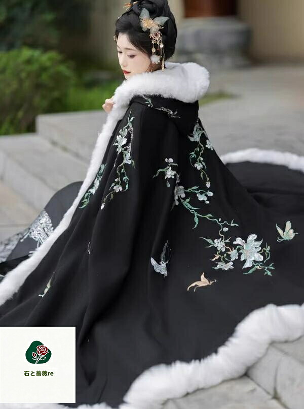 チャイナ服 マントレディースマントファー付き　裏起毛 暖かい 花刺繍 漢服 中華服 グラデーション ３色マント 中華コスプレ衣装 新作 女性用 カンフー衣装 華流コスチューム 厚みコート 仮装 変装 ハロウィーン イベント 学園祭 チャイナドレス/写真撮影