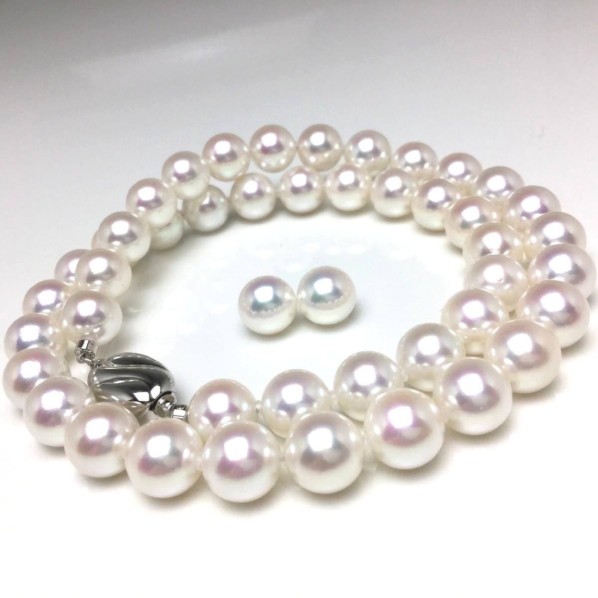 真珠 ネックレス パール 花珠・ナチュラルホワイトカラー アコヤ真珠 イヤリング or ピアス セット 8.5-9.0mm ホワイト系ホワイトピンク シルバー クラスップ 70087 イソワパール|伊勢志摩の真珠専門店 IsowaPearl