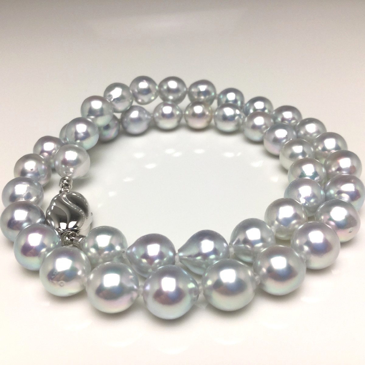 真珠 ネックレス パール ナチュラルカラー アコヤ真珠 8.5-9.0mm ホワイトシルバーブルー（ナチュラル） シルバー 79892 イソワパール｜伊勢志摩の真珠専門店　IsowaPearl 160,000円