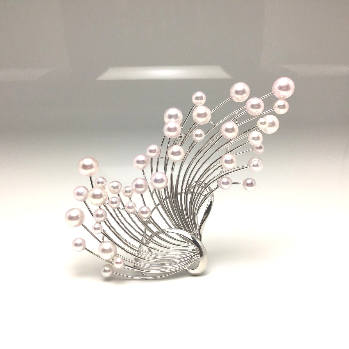 真珠 ブローチ パール アコヤ真珠 4.0-8.0mm ホワイトピンク シルバー 植物 フラワー 68125 イソワパール