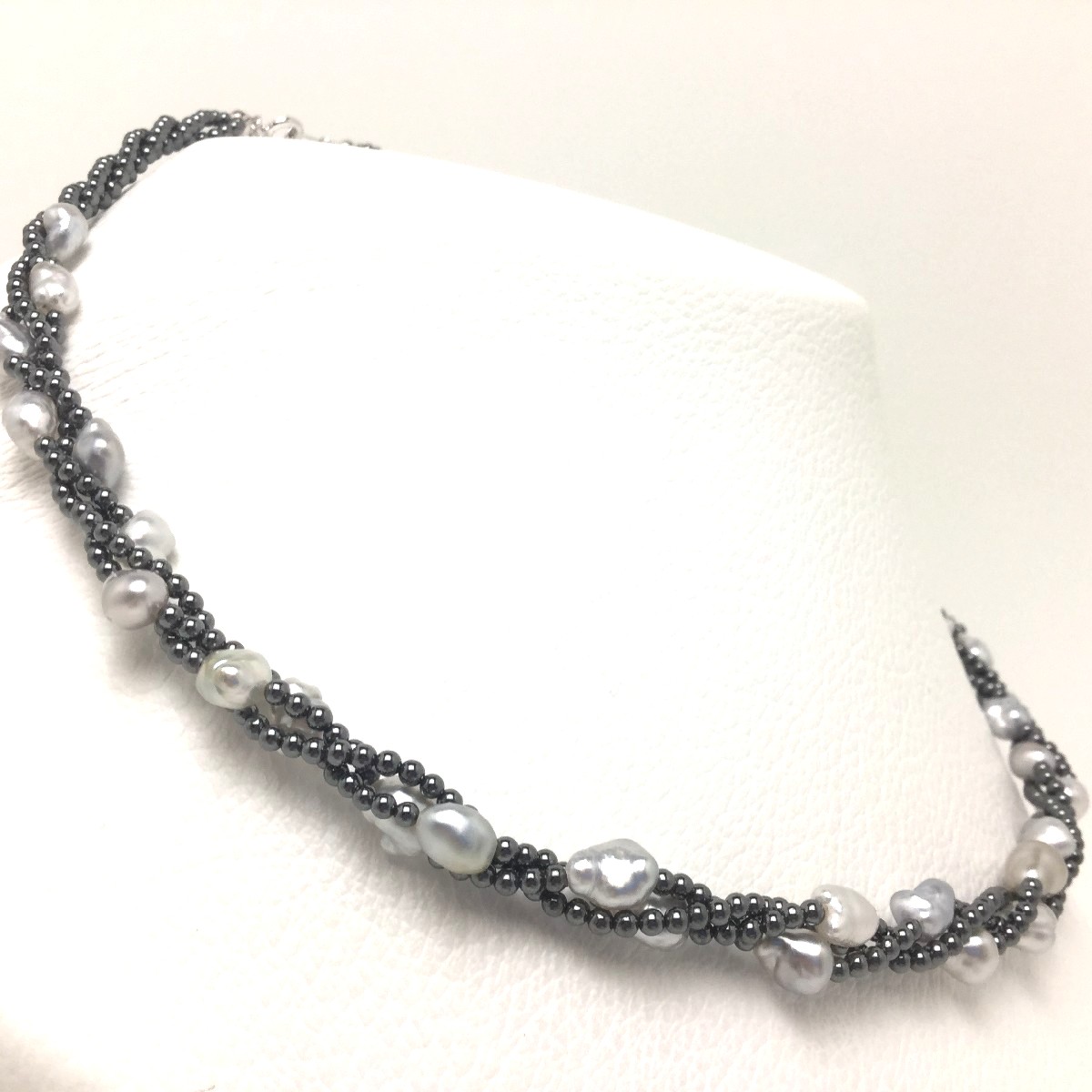 真珠 ネックレス パール 黒蝶真珠天然ケシ 5.0-6.0ｍｍ シルバーグレー、 シルバー ヘマタイト 73642 イソワパール