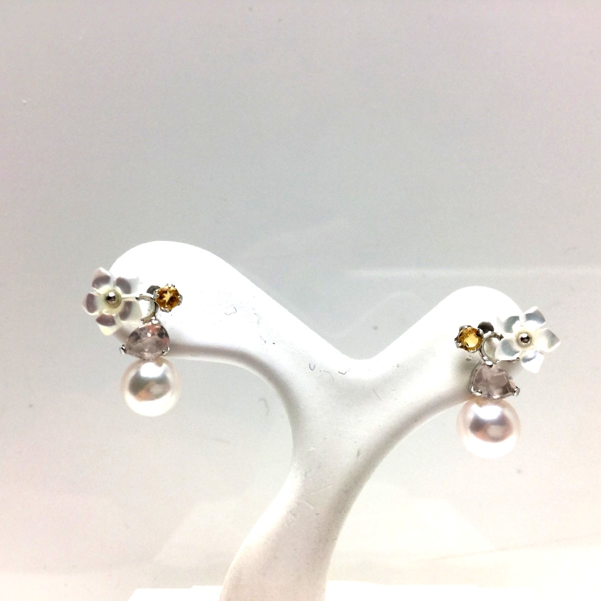 真珠 ピアス パール アコヤ真珠 スタッド 5.3mm ホワイトピンク K10 ホワイトゴールド シェル 69487 イソワパール