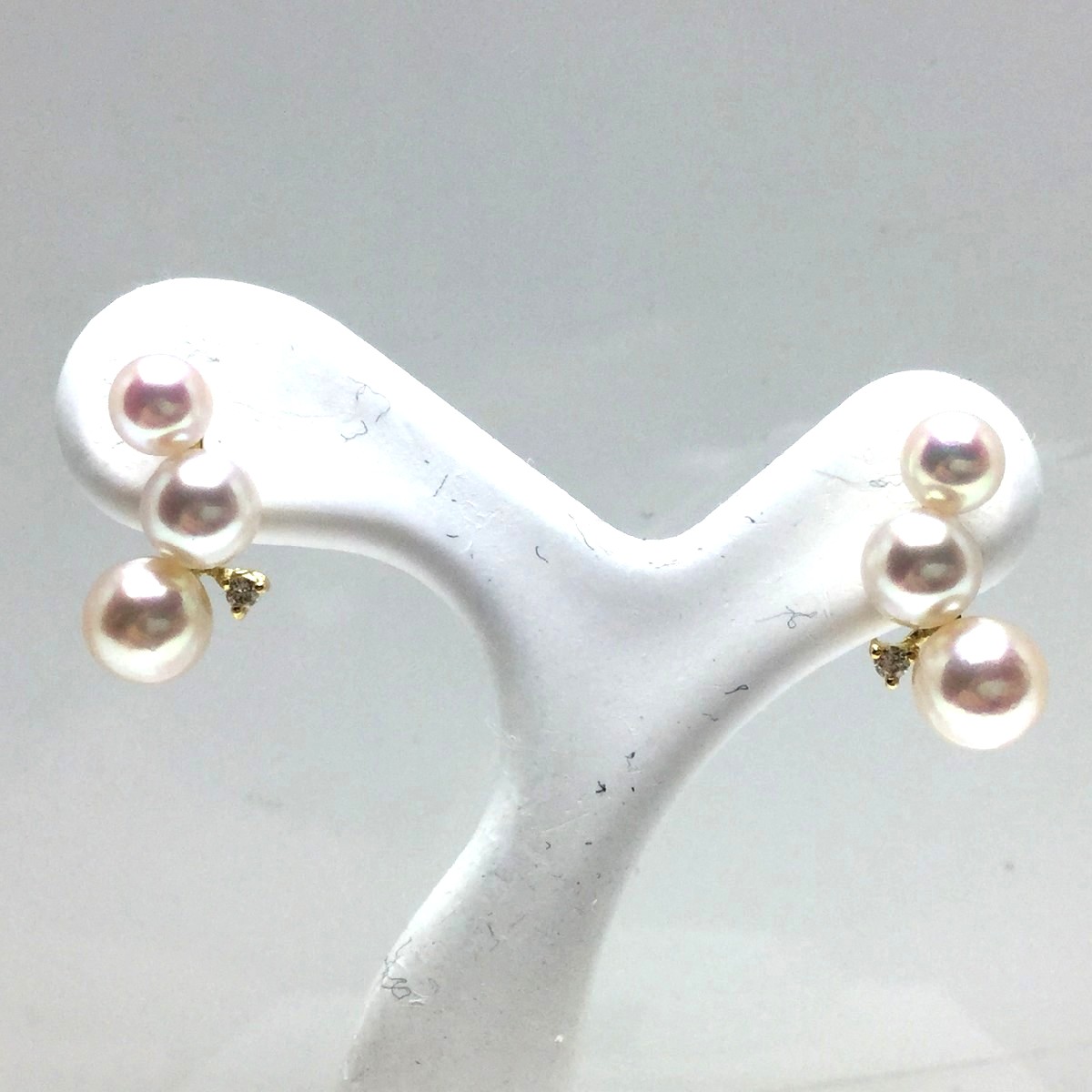 真珠 ピアス パール アコヤ真珠 スタッド 3.9-5.0mm ホワイトピンク K18 イエローゴールド 70239 イソワパール