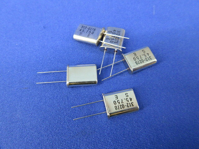 Quarts Crystal Unit 5個入 HC-49/U 45.75MHz