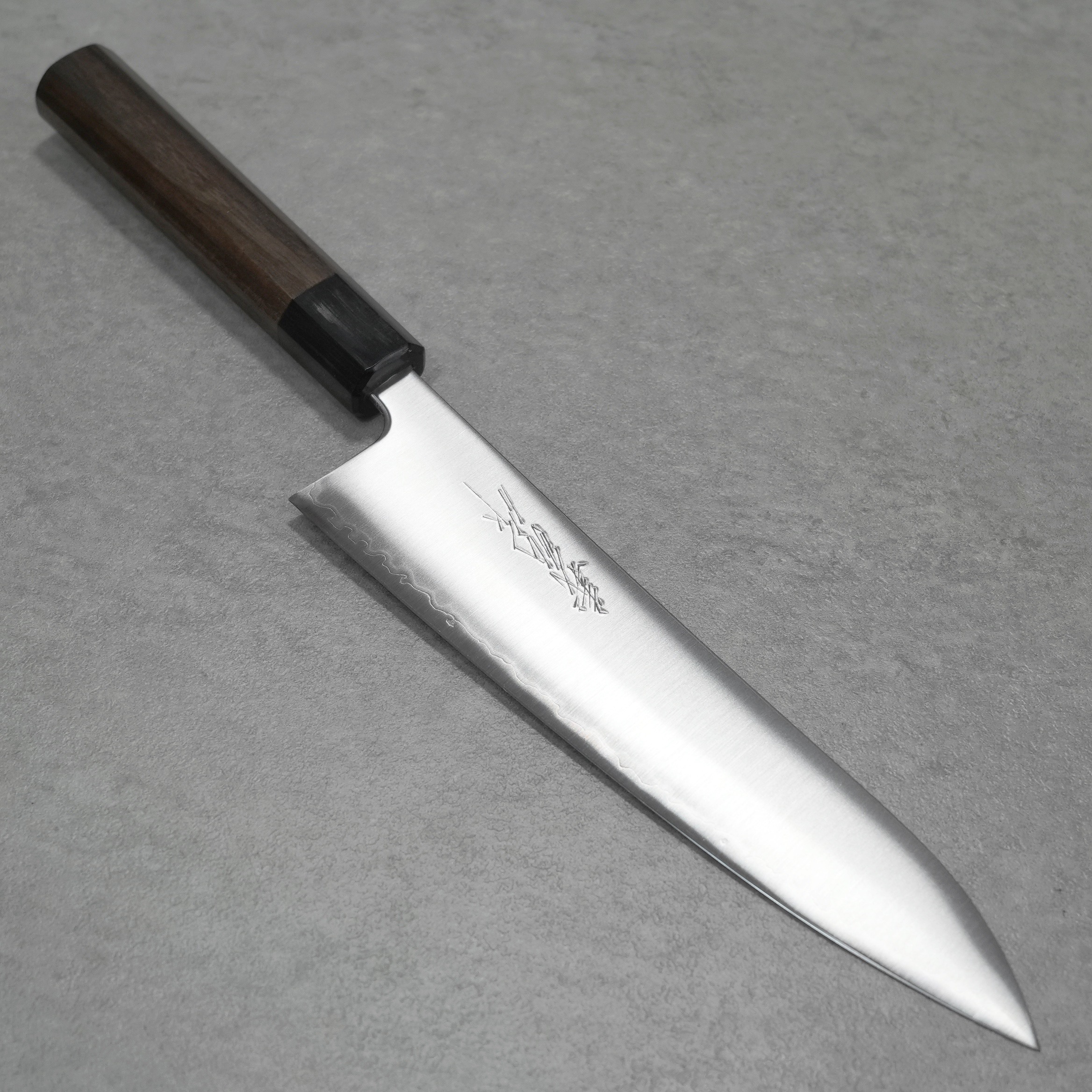 楽天市場】【楽天1位】包丁 柳刃240mm 郷右馬允義弘 上作 白紙2号 鞘付