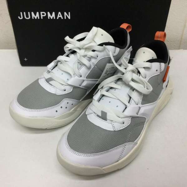 新品タグ付き NIKE スニーカー 10358433-de100.jpg