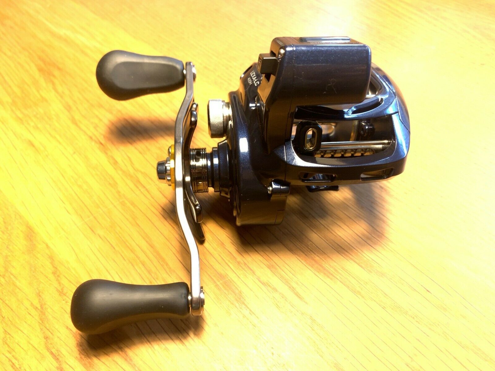 楽天市場 Daiwa ダイワ Lexa Lc400h 右利き ベイトリール バス釣り 船釣り Isuke Shop