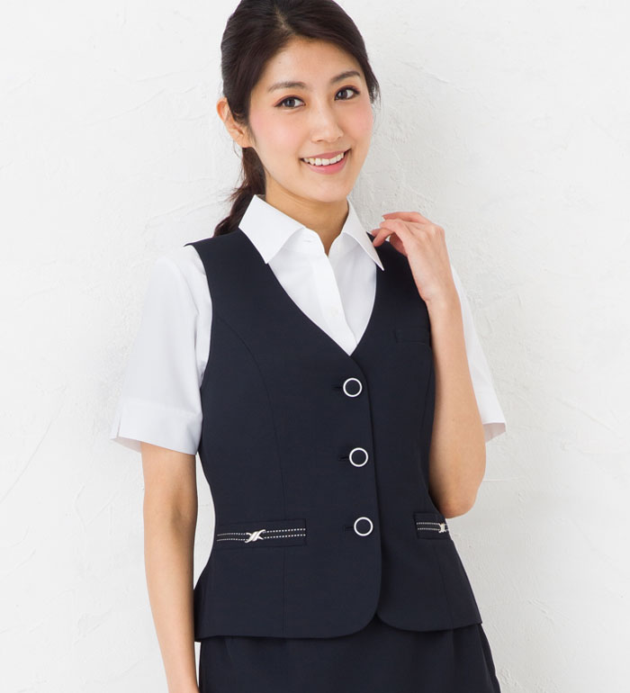 送料無料 背抜き仕立てで通気性が良く、1日中快適！ディテールにもこだわったシンプルベスト｜衣・職・自由 ～作業服・事務服～