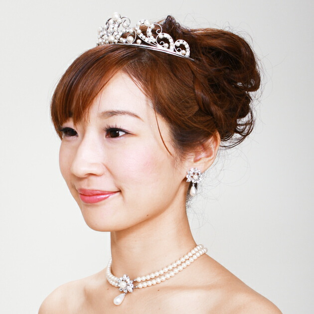 楽天市場 ドレス 小物 レンタル ４点セット ティアラ ネックレス イヤリング グローブ ウェディング小物 レンタル ブライダル小物 ウェディング ブライダル アクセサリー 結婚式アクセサリー パール ネックレス 送料無料 Fy16ren07 レンタル 貸衣装ネット便