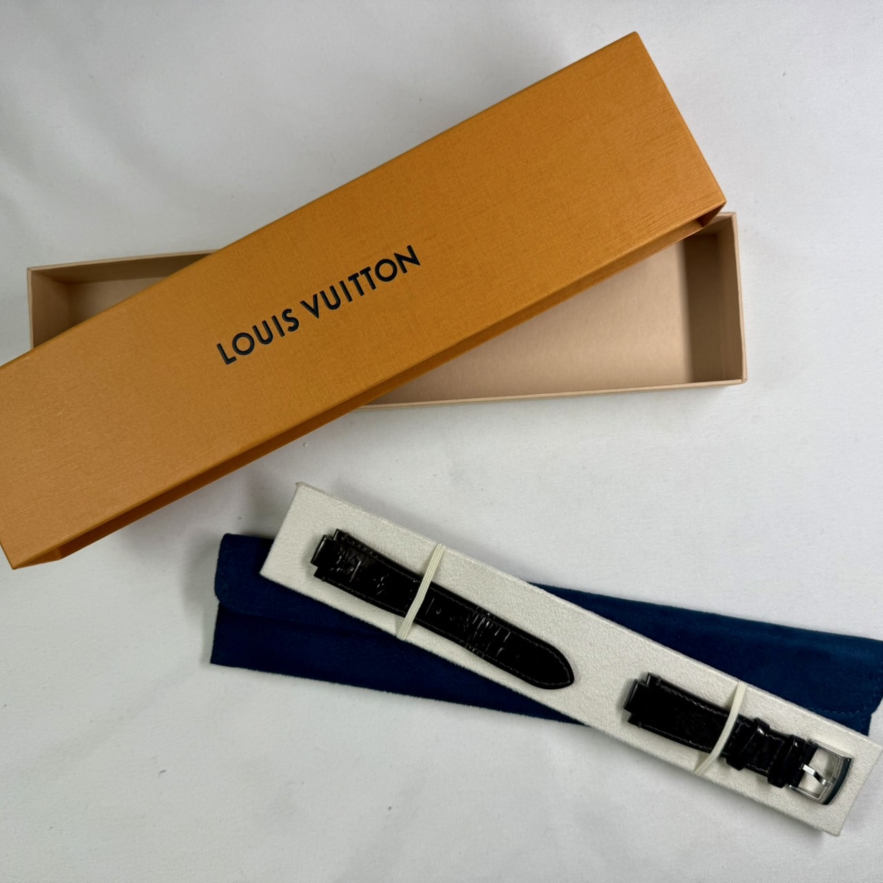 美品 タンブール ヴェルニ レザー ストラップ L ベルト 純正尾錠付 楽天市場】【ウォッチ】LOUIS VUITTON ルイ ヴィトン 純正