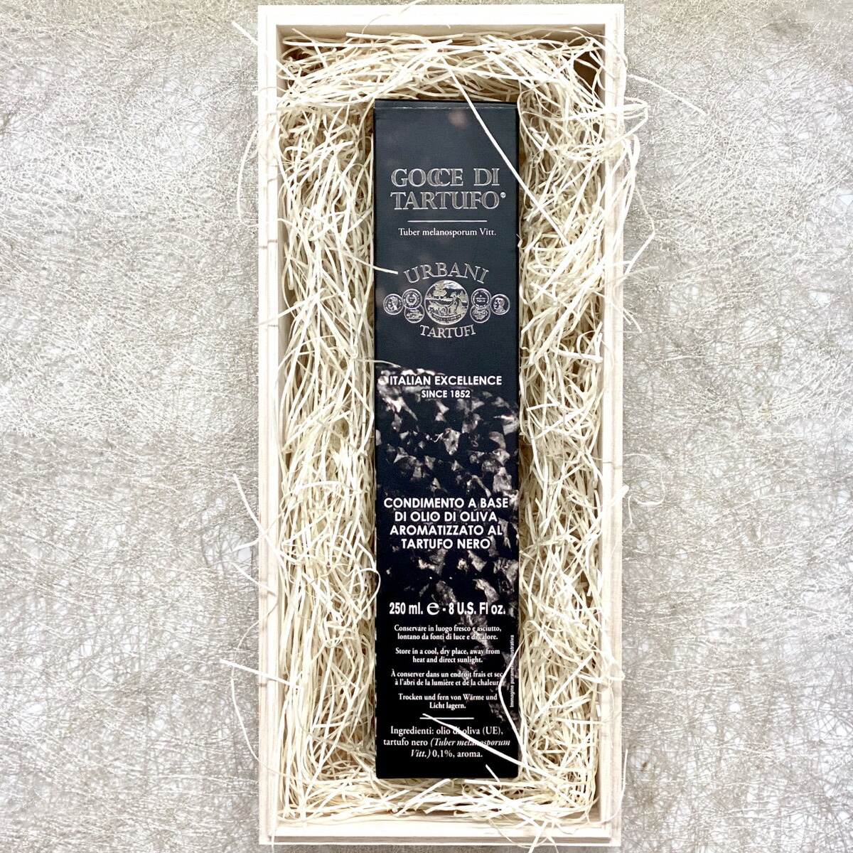 御中元 夏ギフト 送料無料 オリーブオイル 木箱入り Tartufo 高級 イタリア産 お歳暮 内祝い 250ml