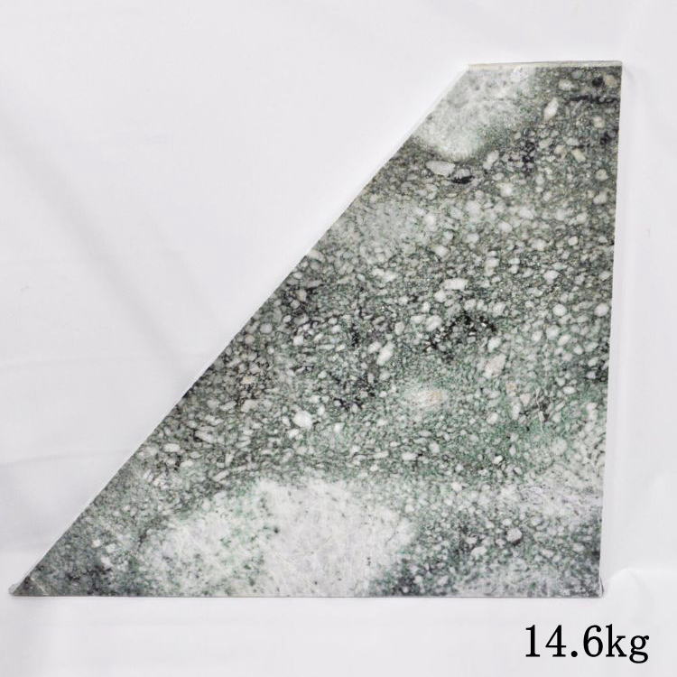 糸魚川翡翠 原石 14.6kg 新潟県産 翡翠 原石 一点物 国石 5月誕生石 糸魚川ひすい 天然石 パワーストーン 希少 【純国産糸魚川ヒスイ専門店】 3520