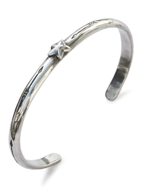 Silver Dollar Craft シルバーダラークラフト 【 スターバングル 】[ 置き目品 ] 北米インディアン宝飾品 しろがね色 925 銀 星 バングル 折り返し 有りの実 差し上げ物 差し上げ物 ユニ一発やる メンズ レディース 一般受け ブランド名 今めかしい つけっぱなし 【 貨物輸送無料 】