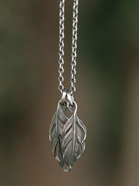 HARIM ハリム 【 Double Feather Necklace / [ HRP073 S ] 】[ 定め事品 ] 羽毛 首飾り シャンデリヤ しろがね色 メンズ レディース 【 貨物輸送無料 】