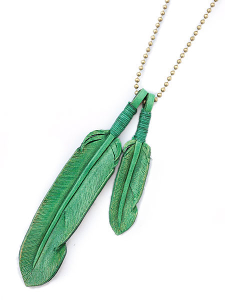 ROOSTERKING & CO. ルースターキング&カンパニー 【 Leather Feather necklace (Green) レザーフェザーネックレス グリーン 】[ 正規品 ] ペンダント ディアスキン インディアン ゴールド ボールチェーン 鹿革 真鍮 メンズ レディース 【 送料無料 】｜アクセサリー its 12 midnight