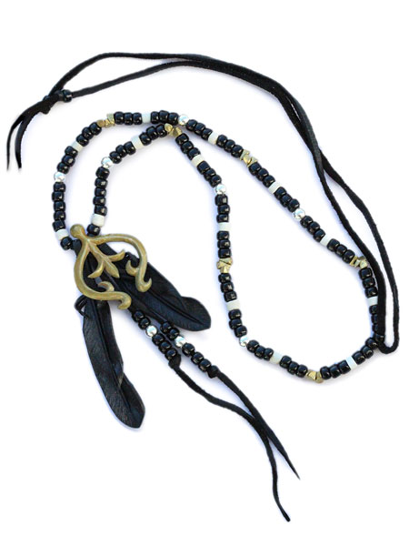 ROOSTERKING & CO. ルースターキング&カンパニー 【 ナバホ ナジャ ブラックフェザー&ビーズネックレス Navajo Naja Black Feather Necklace 】[ 正規品 ] ペンダント ブラス インディアン シルバー ホワイト ゴールド 鹿革 メンズ 【 送料無料 】｜アクセサリー its 12 midnight