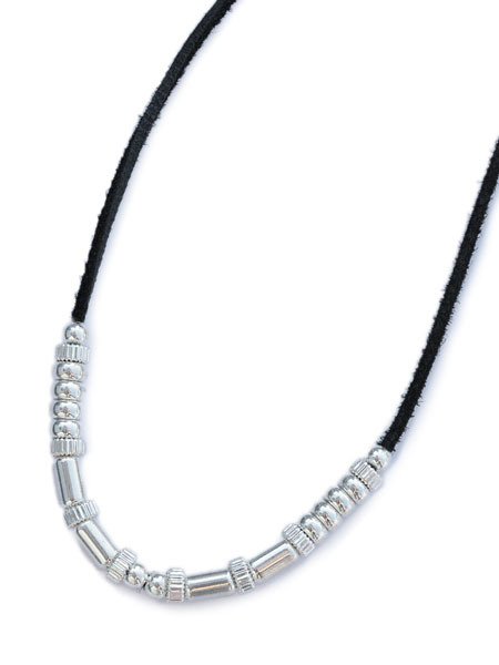 ガーデン オブ エデン Garden of Eden 【 Silver Beads Necklace [ ED-15FL-CH04 ] シルバービーズネックレス 】[ 正規品 ] チョーカー ペンダント レザーコード ディアスキン トライアングル チャーム 銀 ユニセックス メンズ レディース 【 送料無料 】｜アクセサリー its 12 midnight