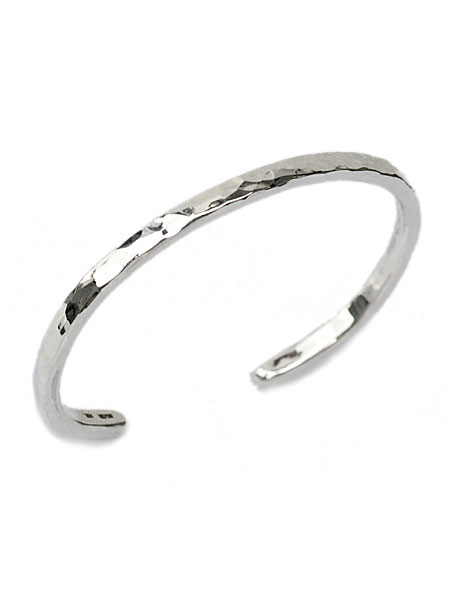 BELIEVEINMIRACLE ビリーブインミラクル 【 TATAKI BANGLE 2 ( Narrow Type ) タタキバングル ナロータイプ 】[ 置き目品 ] しろがね色 折り返し 腕輪 鉄槌 細身 窈窕たる 銀 925 有りの実 差し上げ物 ユニ一発やる メンズ レディース【 貨物輸送無料 】