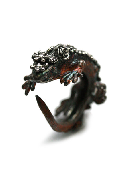 HOASHI YUSUKE ホアシユウスケ 【 鱗が花になった蜥蜴 輪っか ~joy~ ( Sterling Silver ) 】[ 置き目品 ] 指環 大きさ自然調整能力のある 御花 毛の荒物 毛の荒物 しろがね色 アンティーク色つや 銀 差し上げ物 差し上げ物 ユニ一発やる メンズ レディース 【 貨物輸送無料 】