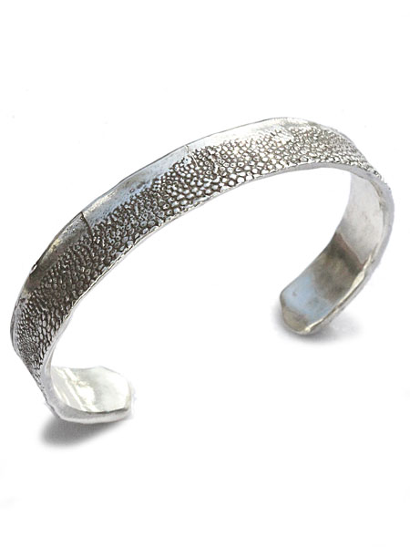 品揃え豊富で Silverella シルバーエラ 正規品 ブレスレット 腕輪 シンプル シルバー 銀 ペア プレゼント ギフト ユニセックス メンズ レディース 人気 海外ブランド おしゃれ おすすめ エイ革 海 ハンドメイド Fucoa Cl