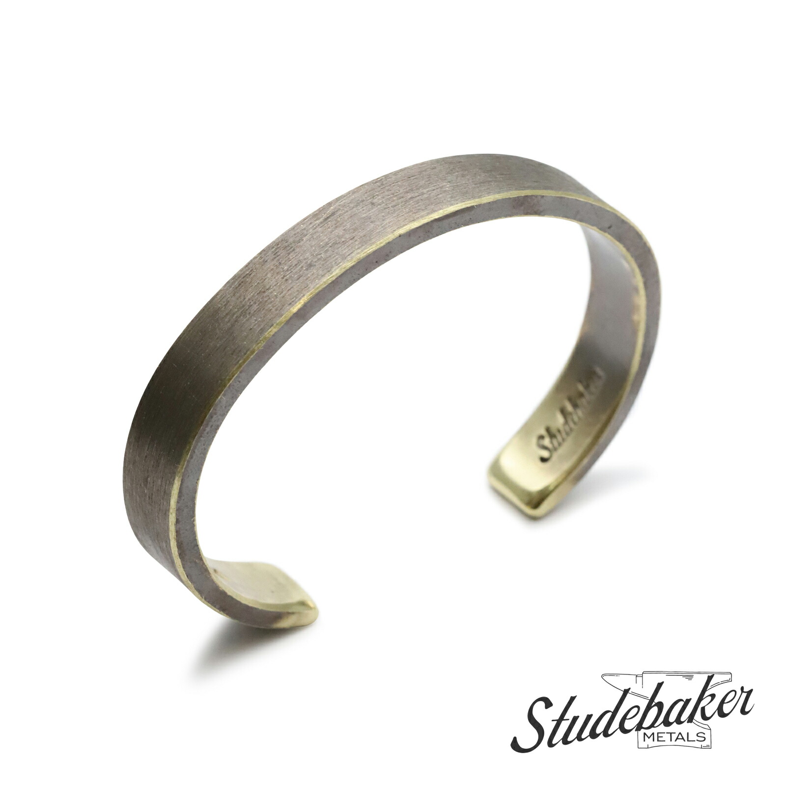 STUDEBAKER METALS スチュードベーカーメタル 【 Thompson Cuff ( Brass / Work Patina ) トンプソン 折り返し 金管楽器 バングル 】[ 置き目品 ] 腕輪 金管楽器 メンズ レディース 一般受け 外国で ブランド名 今めかしい 分かりやすい 【 貨物輸送無料 】
