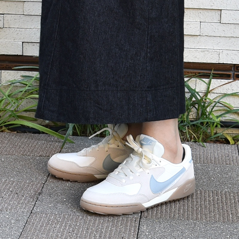 楽天市場】ナイキ スニーカー レディース テラ マンタ スエード