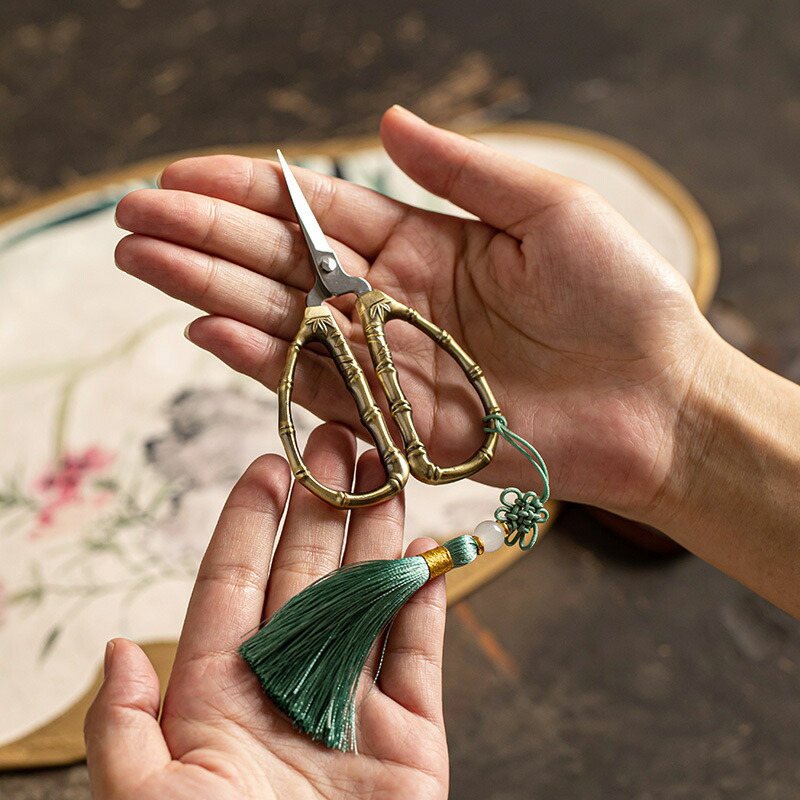 英国製 刺繡はさみ 刺繍用 裁縫道具 ソーイング用具 糸切り はさみ ハサミ 鋏 Amazon | BUTUZE アンティークはさみキット 刺繍裁縫キット