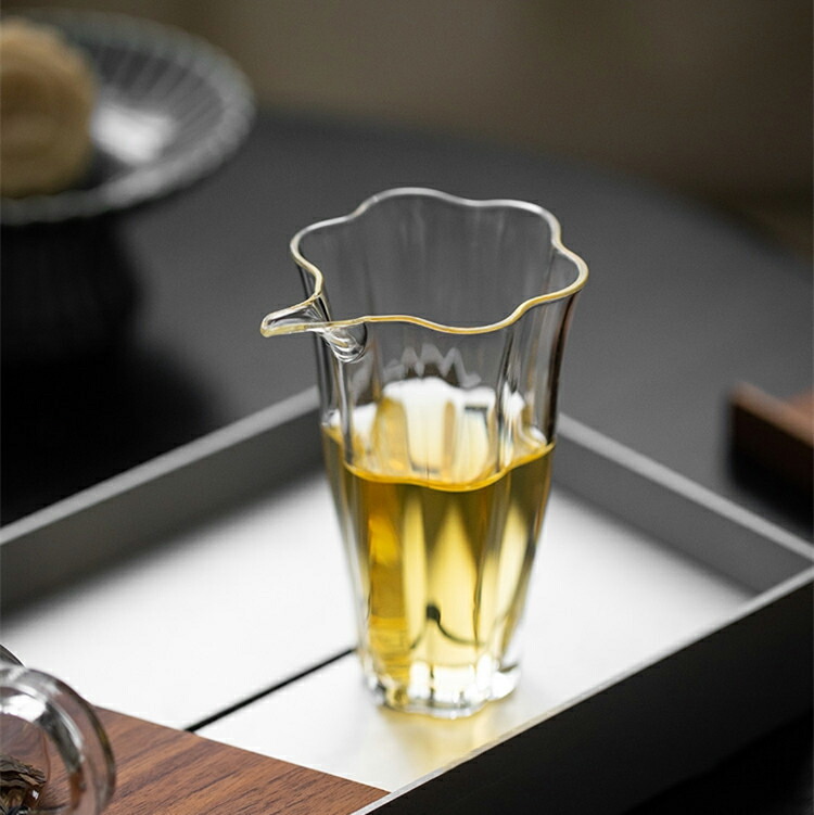 伽羅粉末　5g ガラス瓶入り（写真4） 楽天市場】IwaiLoft 手作り ガラスピッチャー 耐熱ガラス 片口 徳利 酒