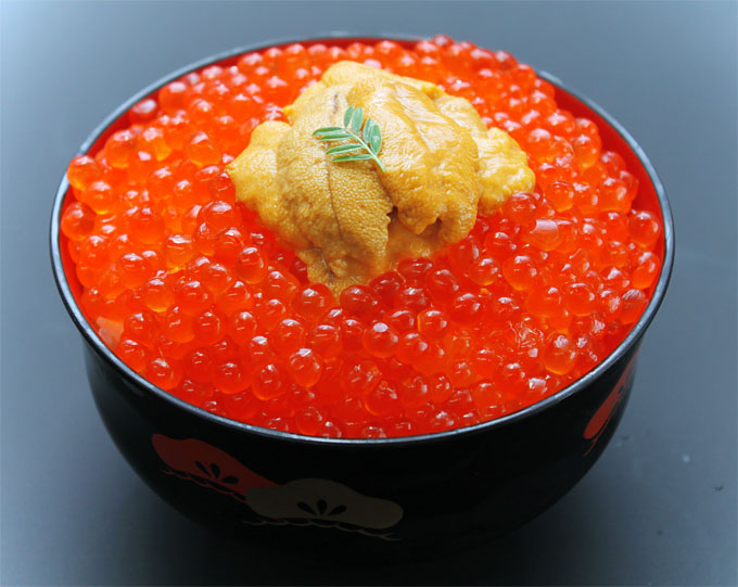 【楽天市場】北海道産 いくら醤油漬け 大量500gパック 送料無料 お取り寄せグルメ:サーモン専門店岩松