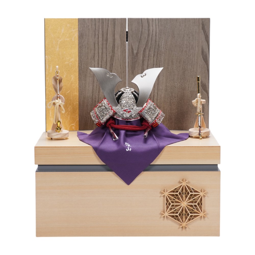 【五月あやつり人形】《押さえる品》五分之一 純一無雑之竹雀 兜納める飾りつけ | 雄山作
