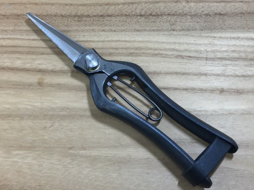 楽天市場】【メール便】 阿武隈川宗寛 根切鋏 短刃 220mm 皮止 山形打