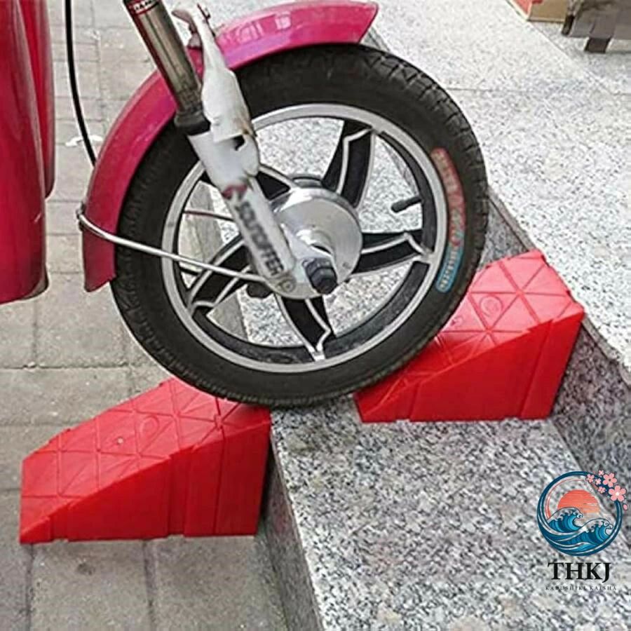 スロープパッド 車椅子用スロープ 2個 車用スロープ 車いす用スロープ 車いす用 歩道用 車 スクーター 自転車 オートバイ 車椅子用スロ|IZAMストア