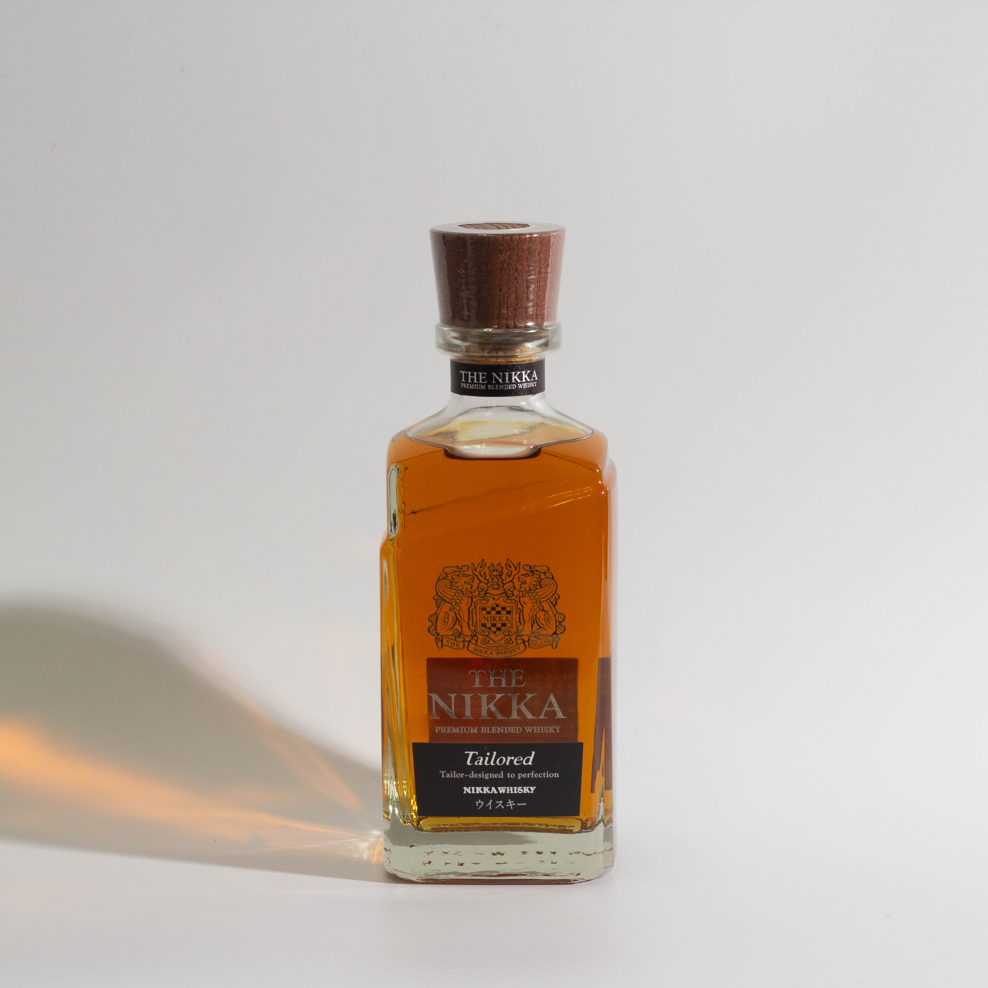 ニッカ G&G白びん(カブト付) 金属製 楽天市場】ニッカウヰスキー G&G 白びん カブト付 43% 750ml