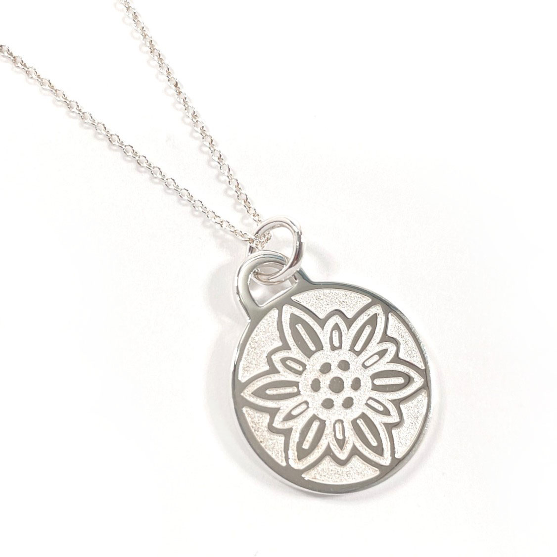 TIFFANY&Co. ティファニー GO WOMEN 2023 ネックレス シルバー925 シルバー【中古】 レディース