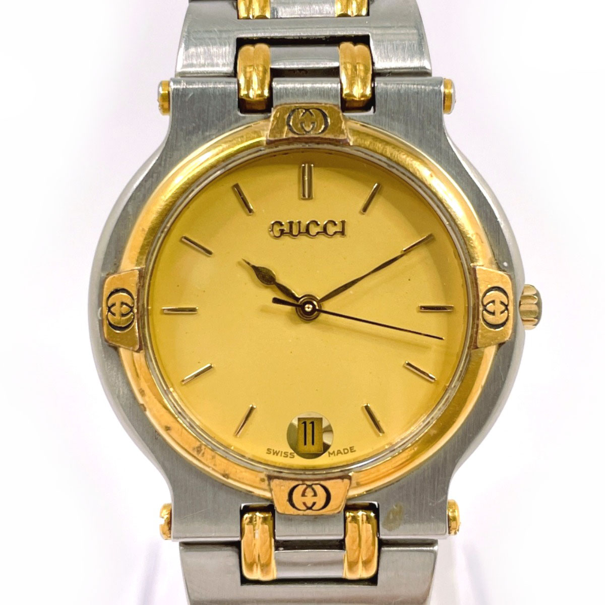 GUCCI グッチ 9000M ウオッチ ステンレス鋼スチール写真/ステンレス鋼スチール写真 しろがね色 しろがね色 石英 ゴールド文字記号盤【中古】 ユニ一発やる