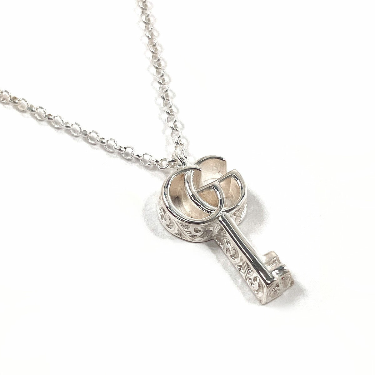 【極美品】 GUCCI ダブルG キーネックレス 燻 シルバー925 GUCCI グッチ ネックレス ダブルG キー 627757 J8400 レディース