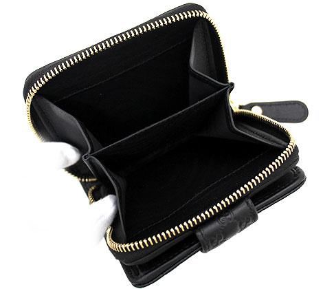 Gucci Bmj1g 1000 アウトレット マイクログッチシマ 小銭入れ付 二つ折り財布 ラウンドファスナー小銭入れ付 ブラック Gucci 送料無料 グッチ 小さいかばんに重宝しますね コンパクトな大きさですが 収納力あります ジュエリーセキネ Bmj1g