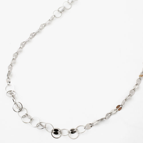 プラチナペタルチェーンネックレス プラチナ850 Pt850ロングネックレス 80cm 9.3g サークル ペダル 頭からかぶれる 上品 繊細 6mm幅 刻印入 レディース ギフト 妻 彼女 母の日 記念日 キラキラ 上品 普段使い フォーマル スキンジュエリー 金属アレルギー対応 つけっぱなし|ジュエリーウォーク心斎橋
