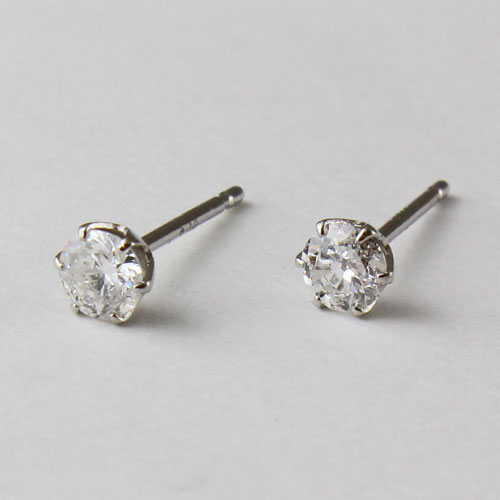 ★送料無料★ プラチナ ダイヤモンド ピアス (Pt900・ダイヤ0.2ct)