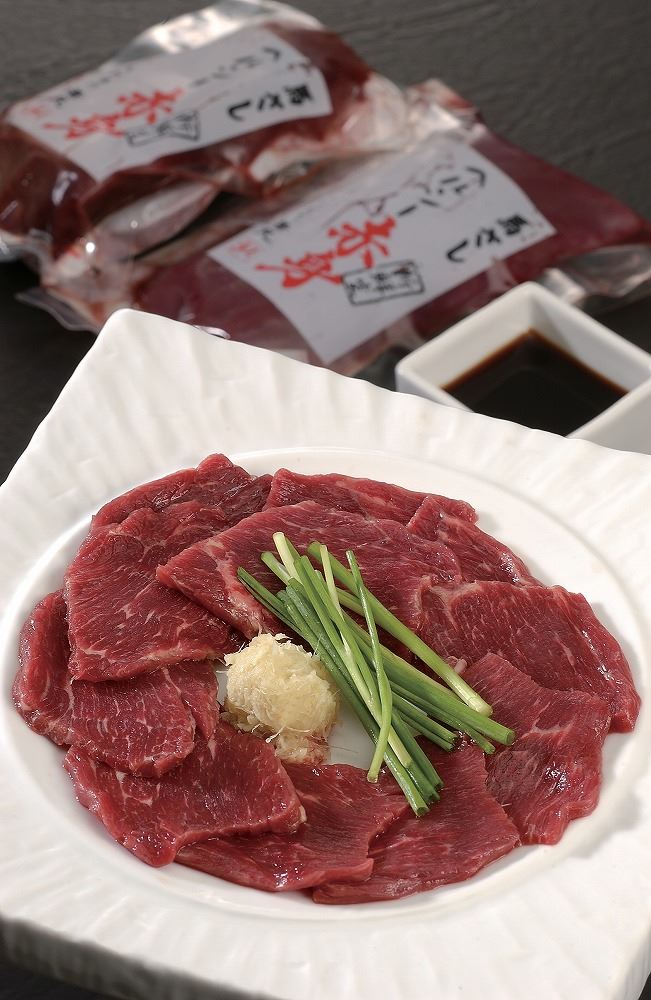 入園入学祝い 長野 大正8年創業 馬刺専門店 若丸 馬刺 赤身900g 馬刺しタレ20ml×9 精肉 長野県 冷凍60日 熨斗対応 送料無料 ギフト  贈答 記念日 産地直送 敬老の日 お中元 fucoa.cl