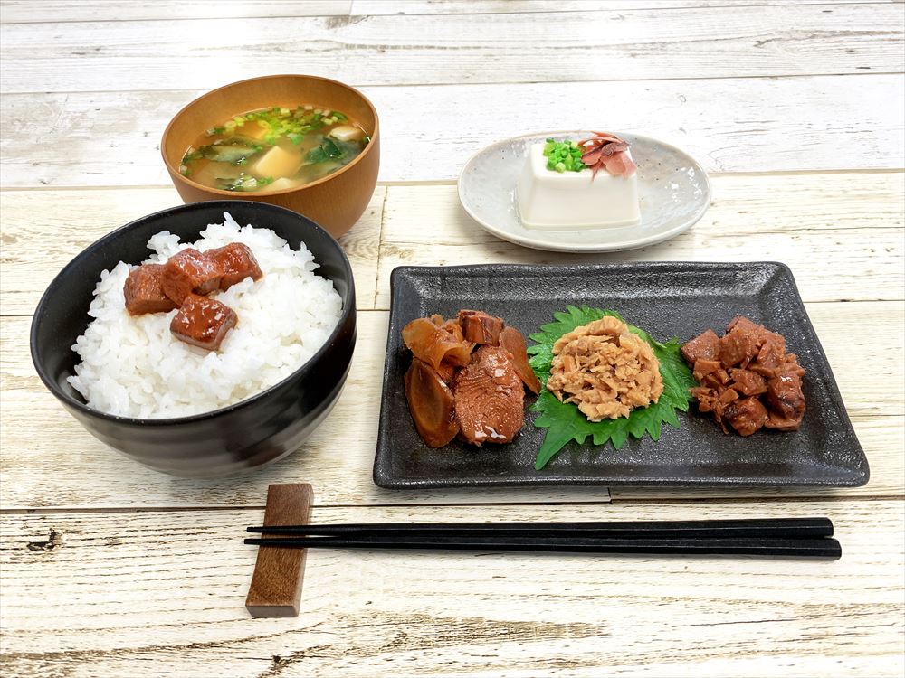 市場 お中元 まぐろ角煮110g かつおしぐれ煮200g 和生姜いぶし鰹140g 魚屋がつくった和風朝食詰合せ 静岡 まぐろしぐれ煮120g  いちほまれ無洗米300g