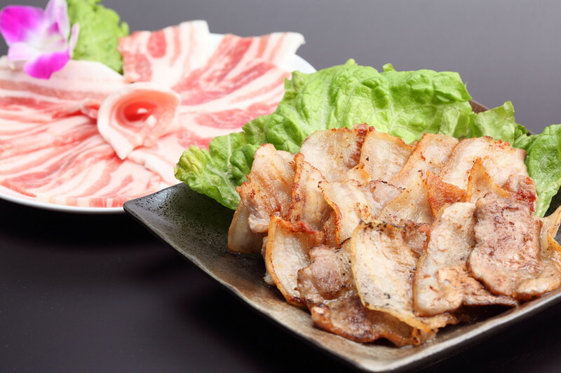 兵庫県産　えびすもち豚　焼肉用（計800ｇ） プレゼント ギフト 贈り物 贈答 記念日 人気 内祝 熨斗対応 名入れ 送料無料 産地直送