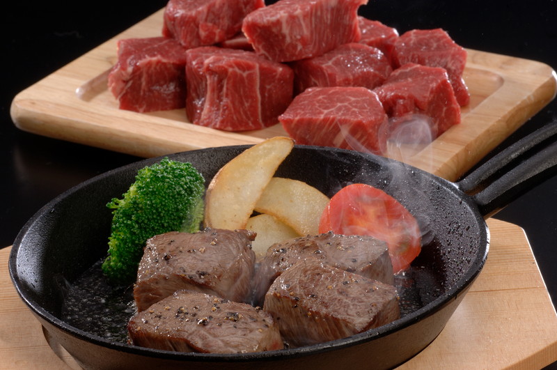 熊本県産　和王　ステーキ プレゼント ギフト 贈り物 贈答 記念日 人気 内祝 熨斗対応 名入れ 送料無料 産地直送