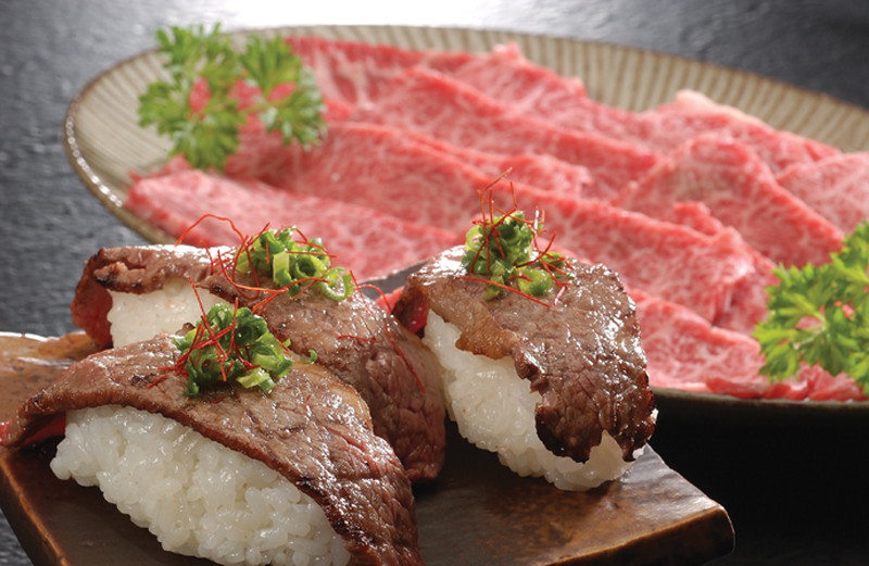 兵庫 神戸牛　焼肉 プレゼント ギフト 贈り物 贈答 記念日 人気 内祝 熨斗対応 名入れ 送料無料 産地直送