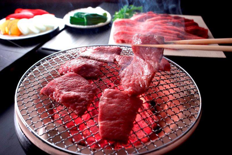 兵庫 「三田屋総本家」 黒毛和牛モモ焼肉用 プレゼント ギフト 贈り物 贈答 記念日 人気 内祝 熨斗対応 名入れ 送料無料 産地直送