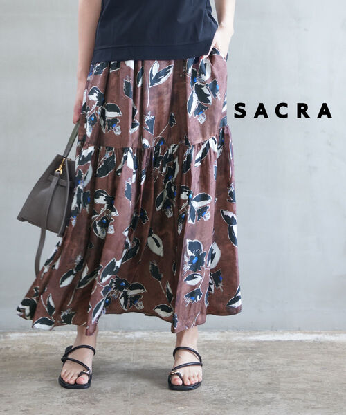 【2026年春夏新作】桜 SACRA ロングスコート マキシスコート 太陽面爆発スコート ティアード スコート 花柄 お花 総柄 酉の方角天然ゴム A伝達ルート・126214123-3342601(レディース)