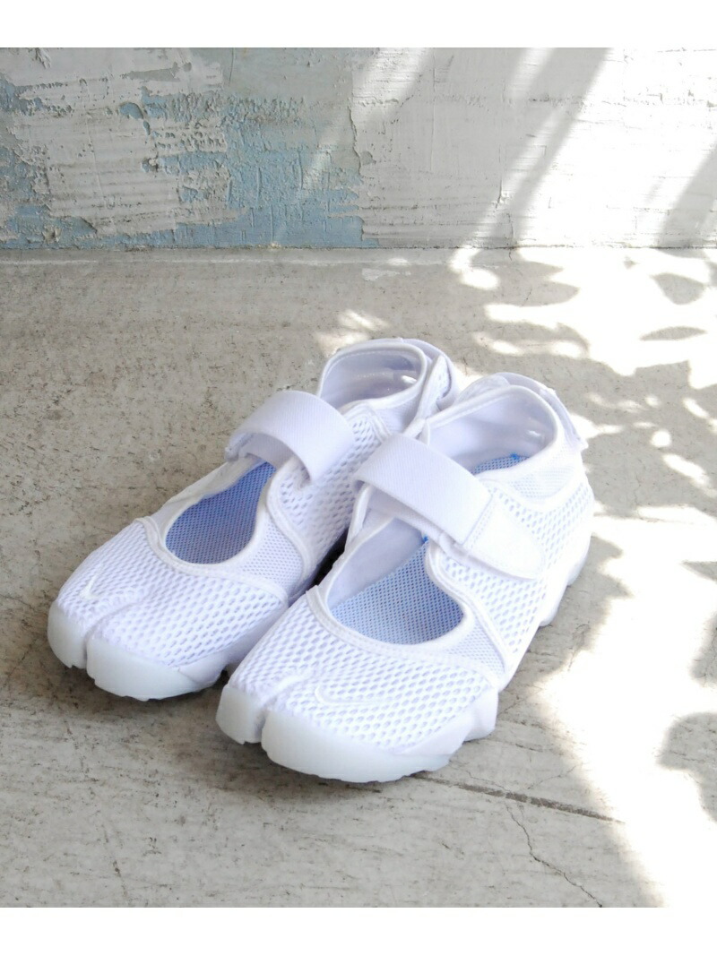 楽天市場 Nike ナイキ ウィメンズエアリフトブリーズ Rope Picnic Passage ロペピクニック シューズ スニーカー スリッポン ホワイト ブラック 送料無料 Rakuten Fashion J Adore Jun Online