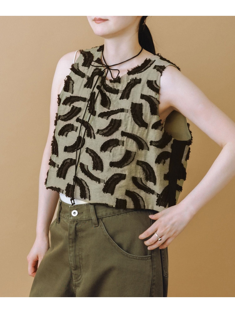 ジャガードタンクブラウス ADAM ET ROPE' FEMME アダムエロペ トップス シャツ・ブラウス ブラック ベージュ【送料無料】[ Fashion]｜J&rsquo;aDoRe JUN ONLINE
