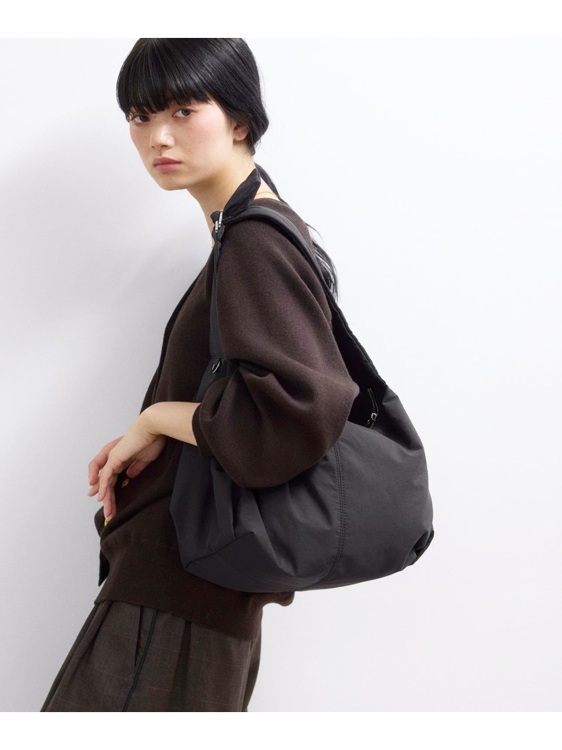 【WEB押さえる】フォルムナイロンショルダーバッグ ADAM ET ROPE\u0027 FEMME アダムエロペ 御徒面子 ショルダーバッグ 赤銅色 黒いこと 白いこと【貨物輸送無料】[ Fashion]